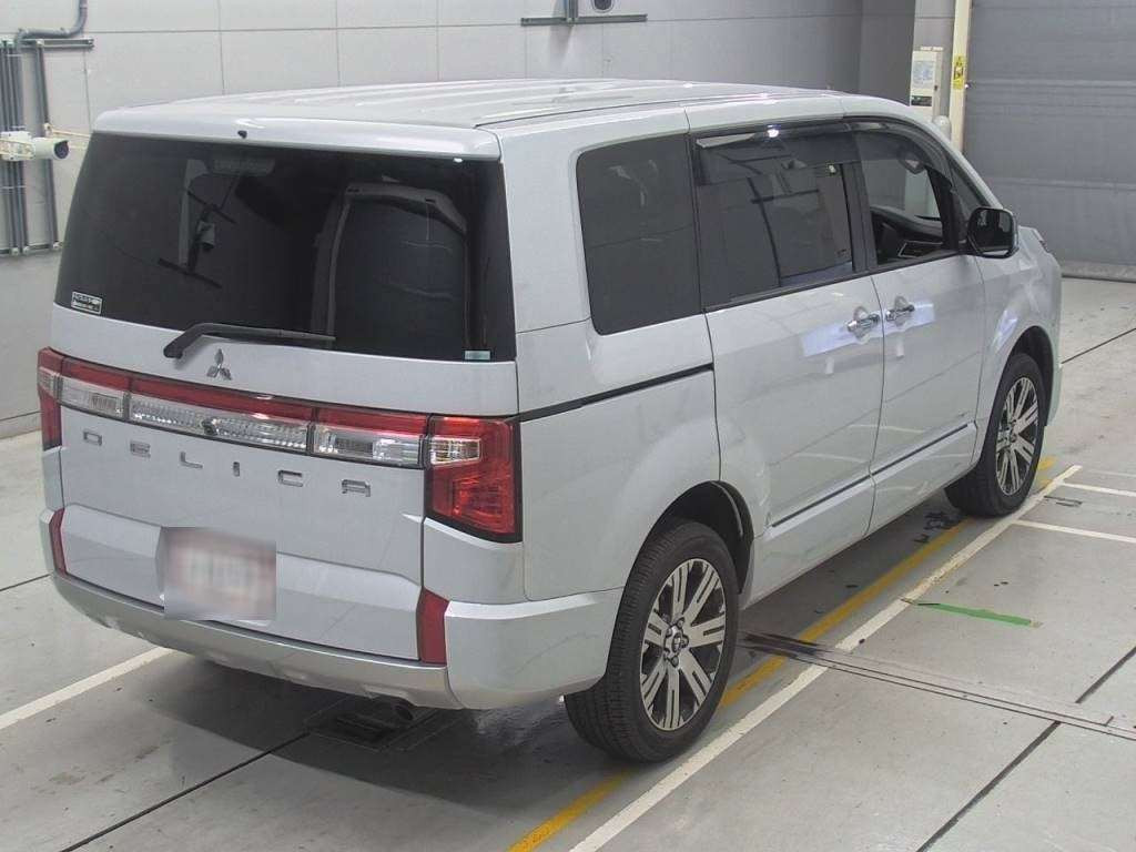 2022 Mitsubishi Delica D5 CV1W[1]