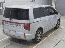 2022 Mitsubishi Delica D5