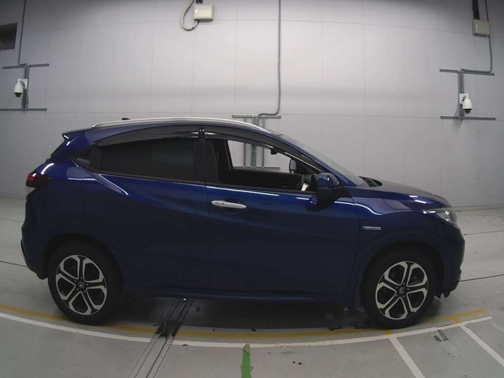 2014 Honda VEZEL RU3[2]