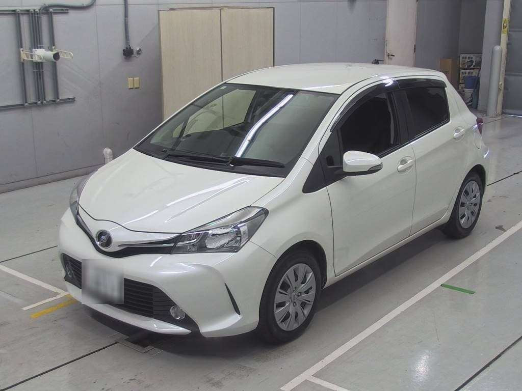 2014 Toyota Vitz NCP131[0]