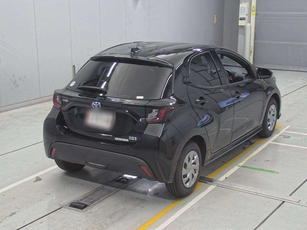 2021 Toyota YARIS MXPH10[1]