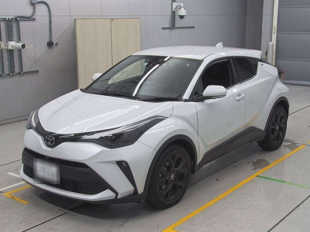 2023 Toyota C-HR NGX10[0]