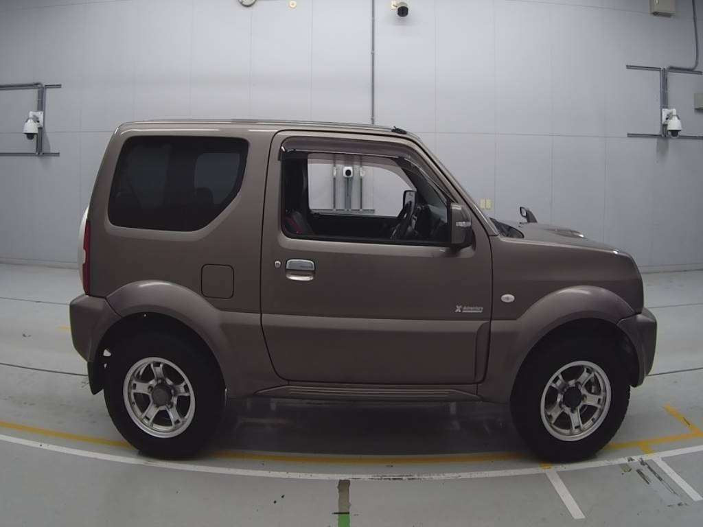 2013 Suzuki Jimny Sierra JB43W[2]