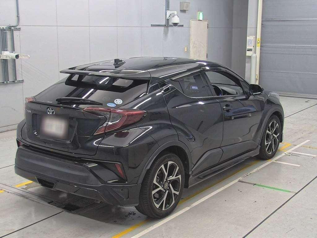 2019 Toyota C-HR NGX10[1]