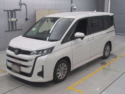 2022 Toyota Noah