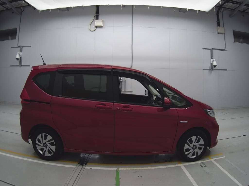 2022 Honda Freed hybrid GB7[2]