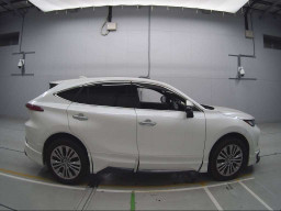 2020 Toyota Harrier Hybrid