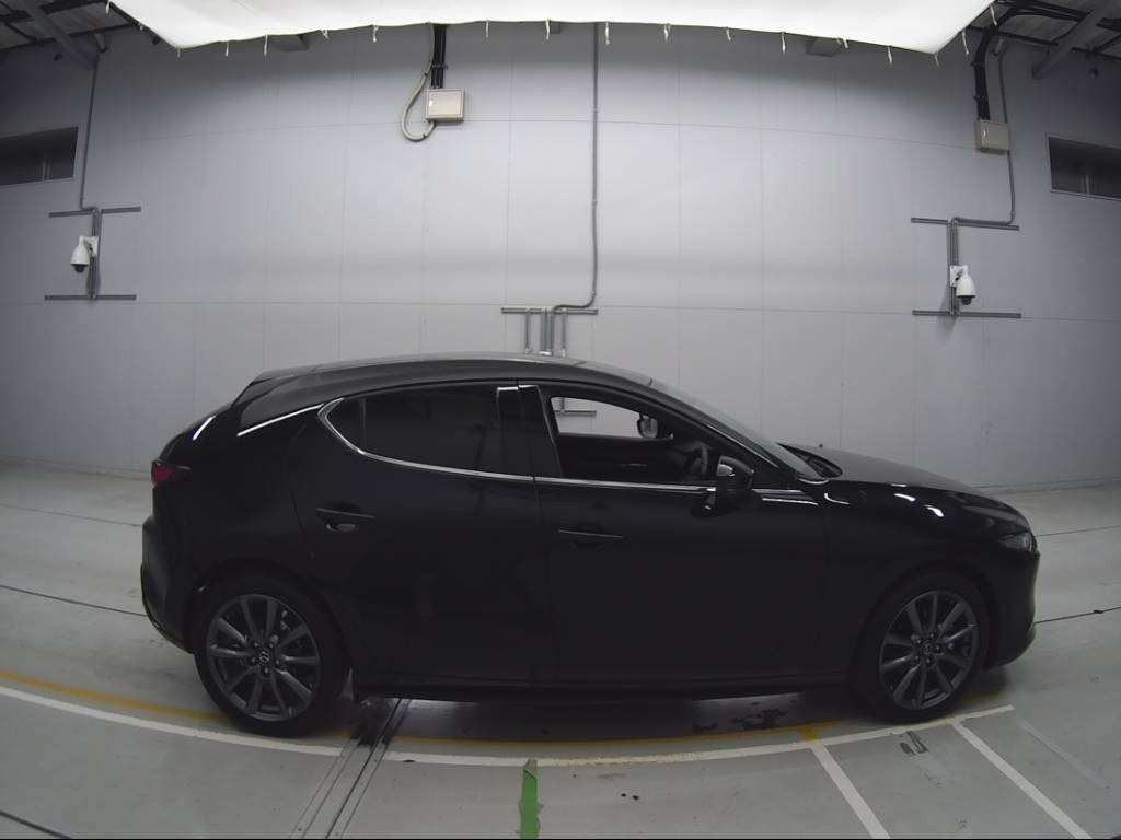 2022 Mazda Mazda3 Fastback BP8P[2]