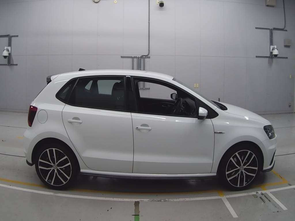 2016 Volkswagen POLO GTI 6RDAJ[2]