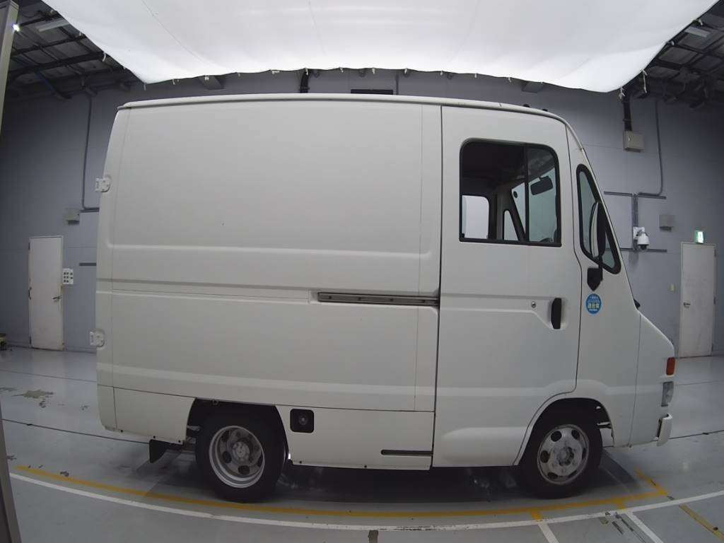 2003 Toyota Toyoace Urban Supporter LY228K[2]