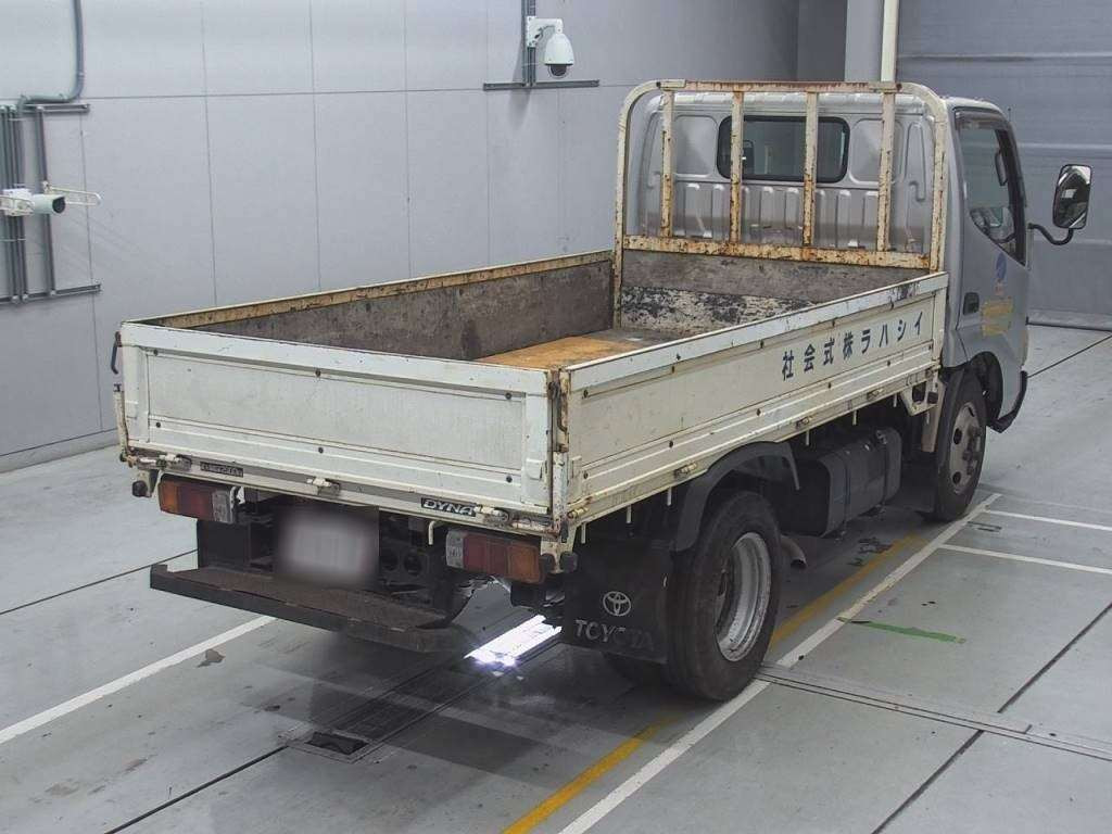 2006 Toyota Dyna Truck XZU308[1]