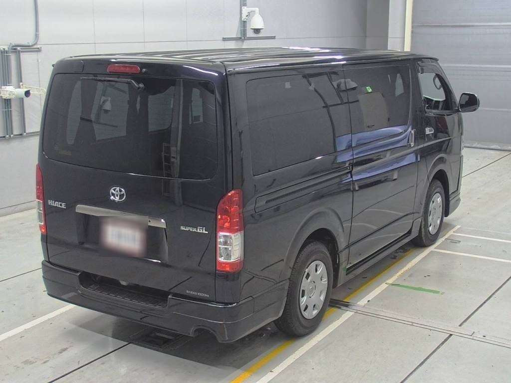 2015 Toyota Hiace Van KDH201V[1]