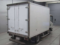 2015 Isuzu Elf Truck