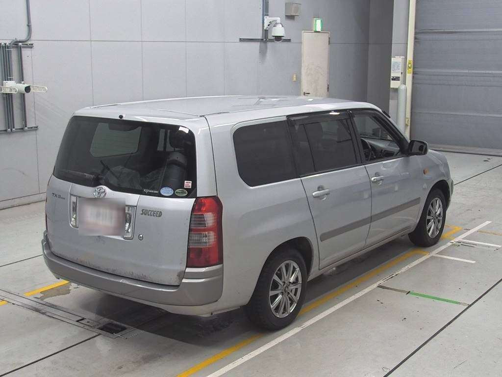 2011 Toyota Succeed Wagon NCP58G[1]