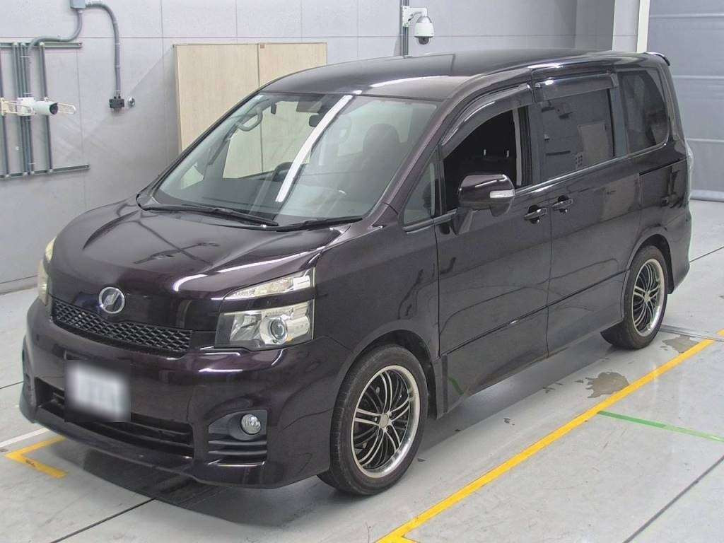 2011 Toyota Voxy ZRR70W[0]