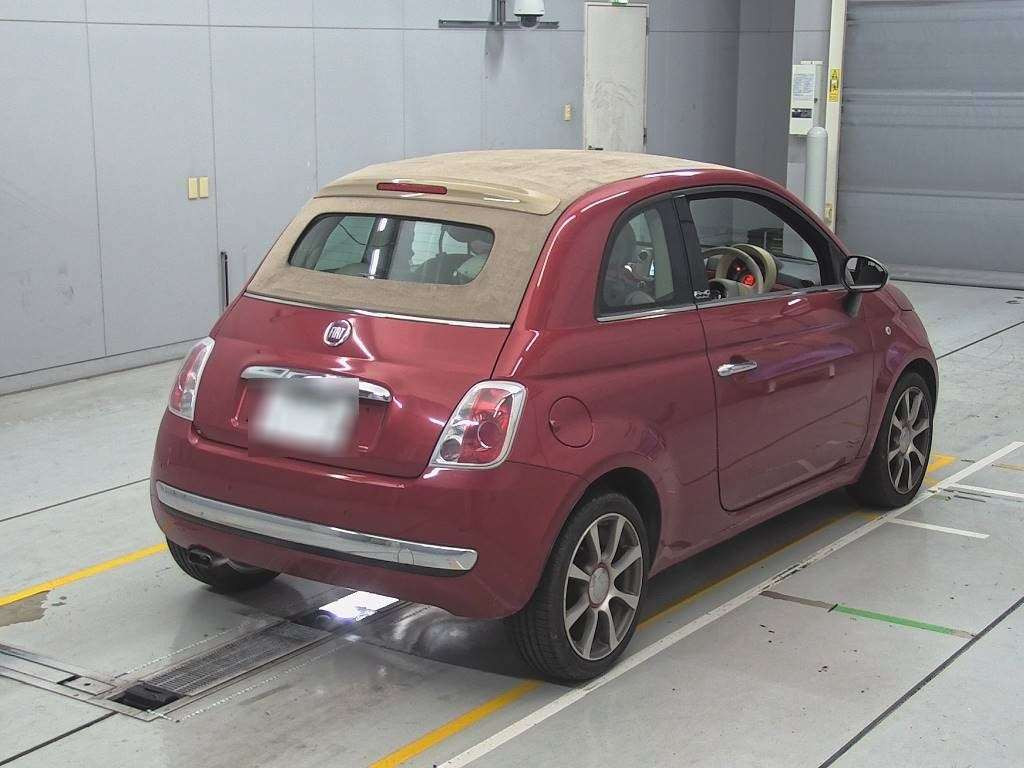 2011 Fiat 500C 31209[1]