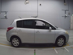 2010 Nissan Tiida