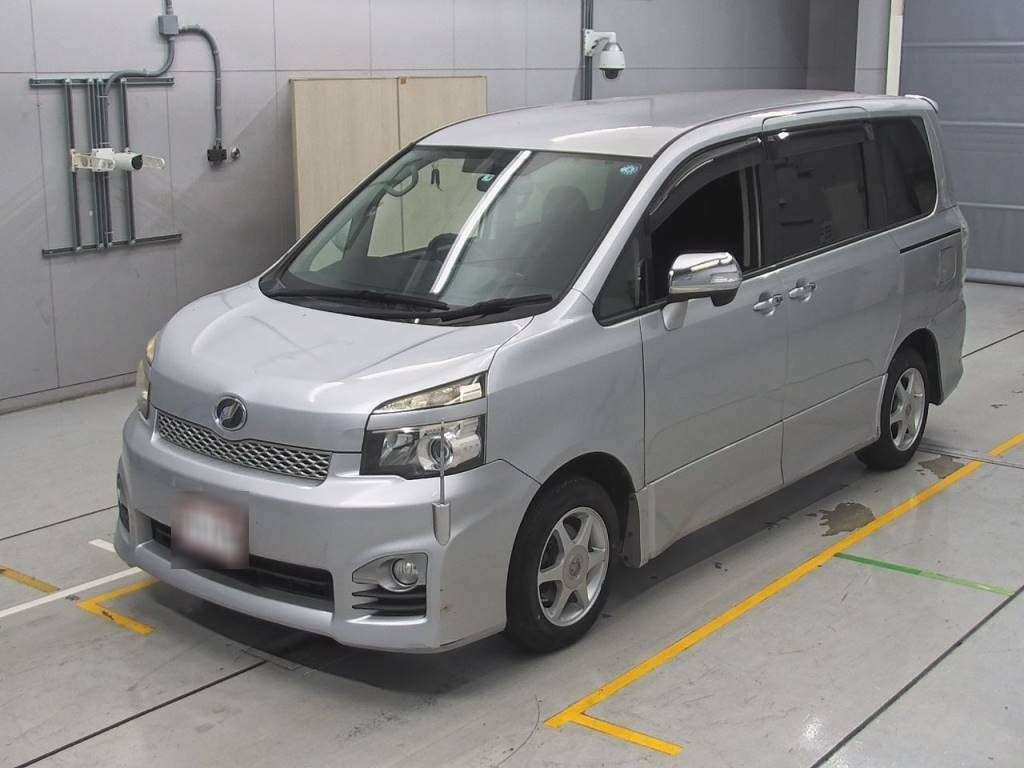 2011 Toyota Voxy ZRR70W[0]