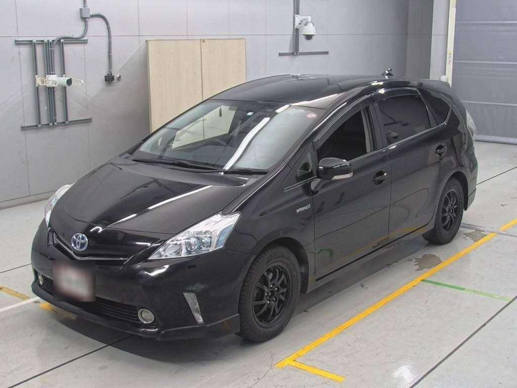 2012 Toyota Prius alpha ZVW41W[0]