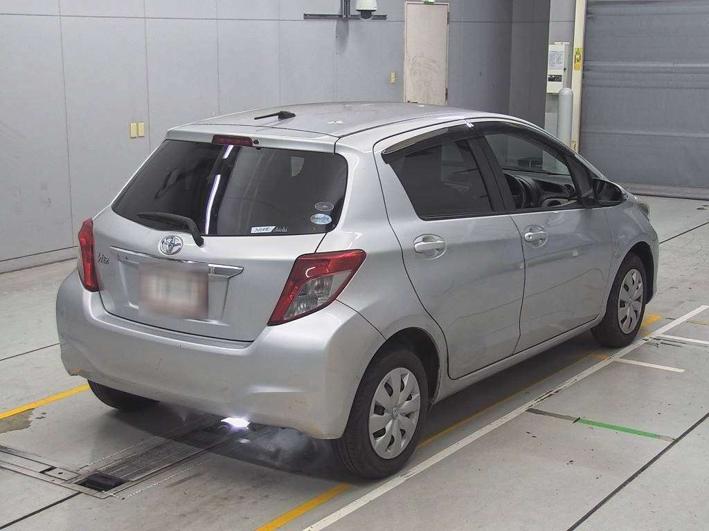 2012 Toyota Vitz KSP130[1]