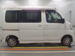 2016 Daihatsu Atrai Wagon