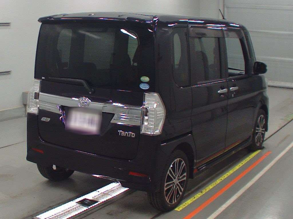 2013 Daihatsu Tanto LA600S[1]