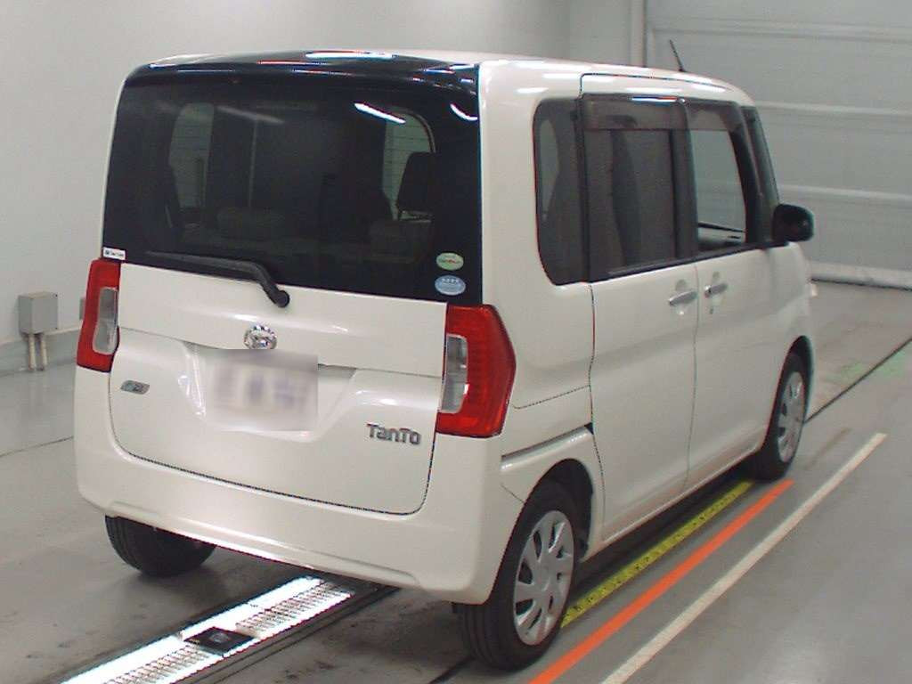 2014 Daihatsu Tanto LA600S[1]