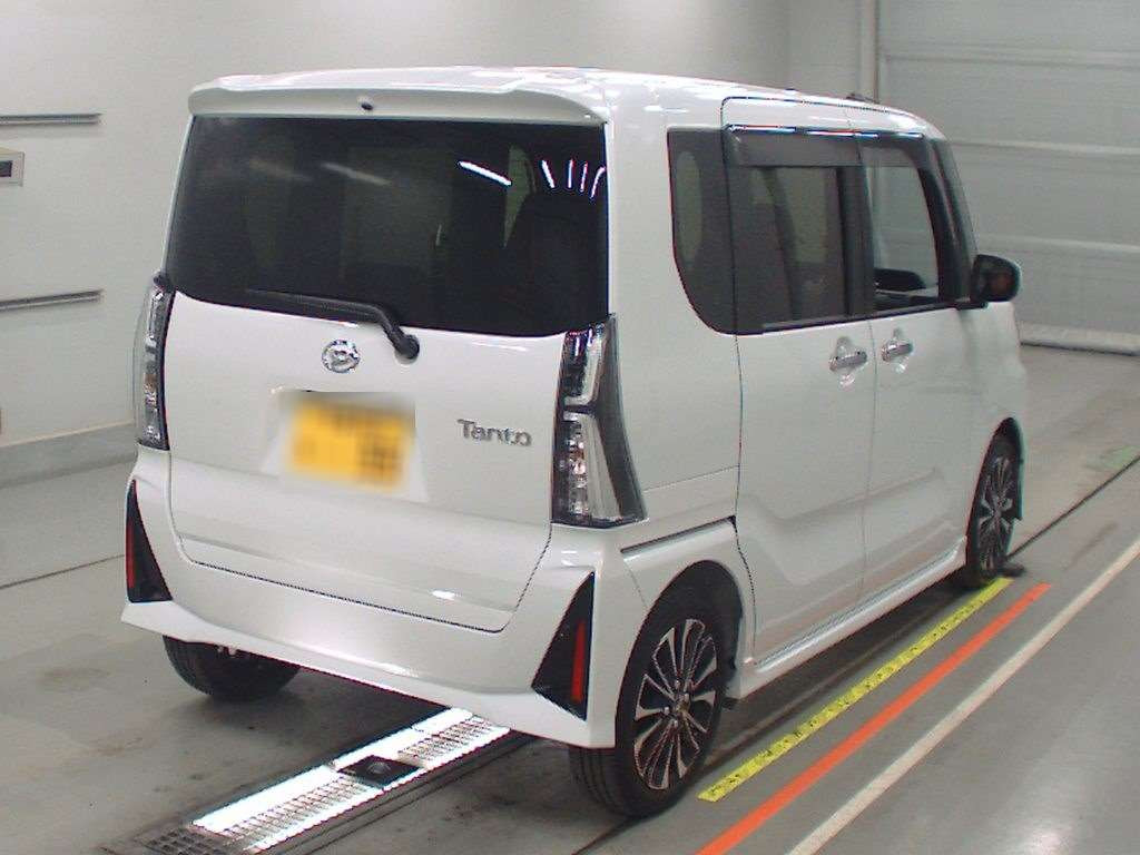 2024 Daihatsu Tanto Custom LA650S[1]