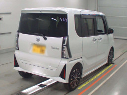 2024 Daihatsu Tanto Custom