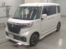 2018 Suzuki Spacia Custom