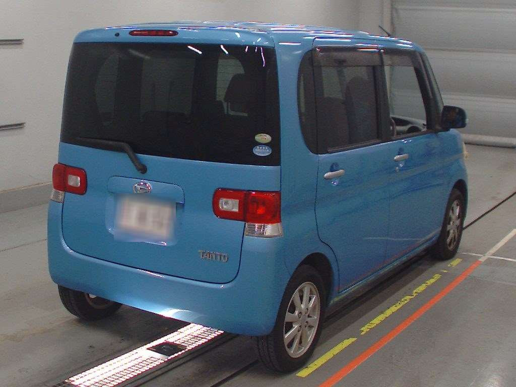 2010 Daihatsu Tanto L375S[1]