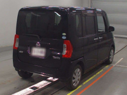 2014 Daihatsu Tanto