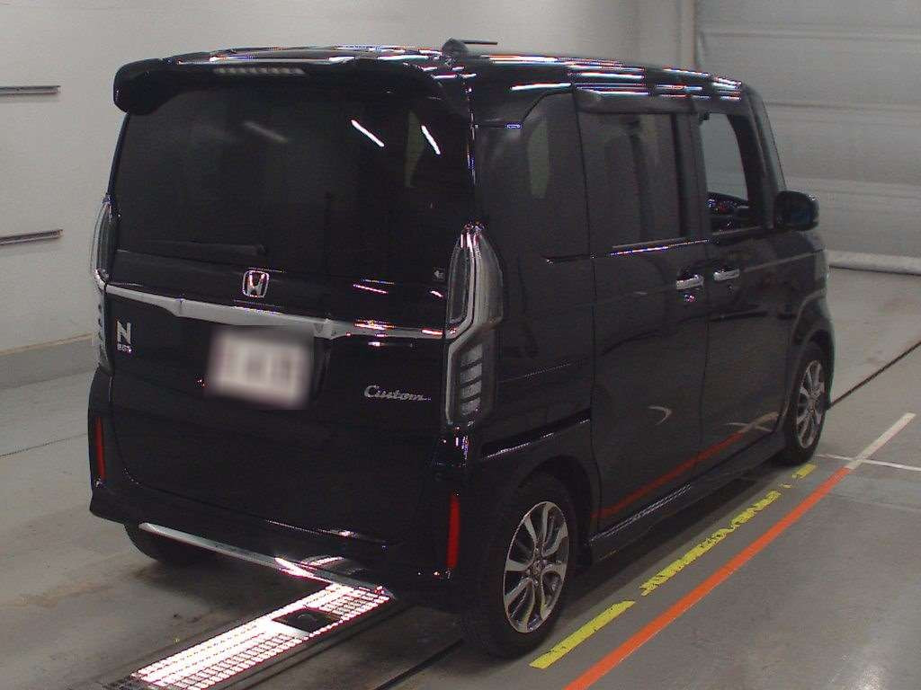 2023 Honda N-BOX CUSTOM JF3[1]