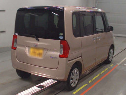 2017 Daihatsu Tanto