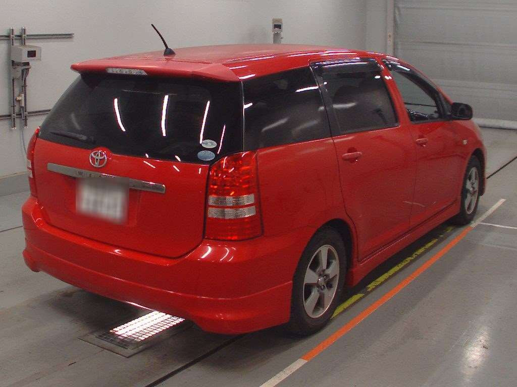 2005 Toyota Wish ZNE10G[1]