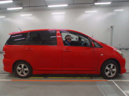 2005 Toyota Wish