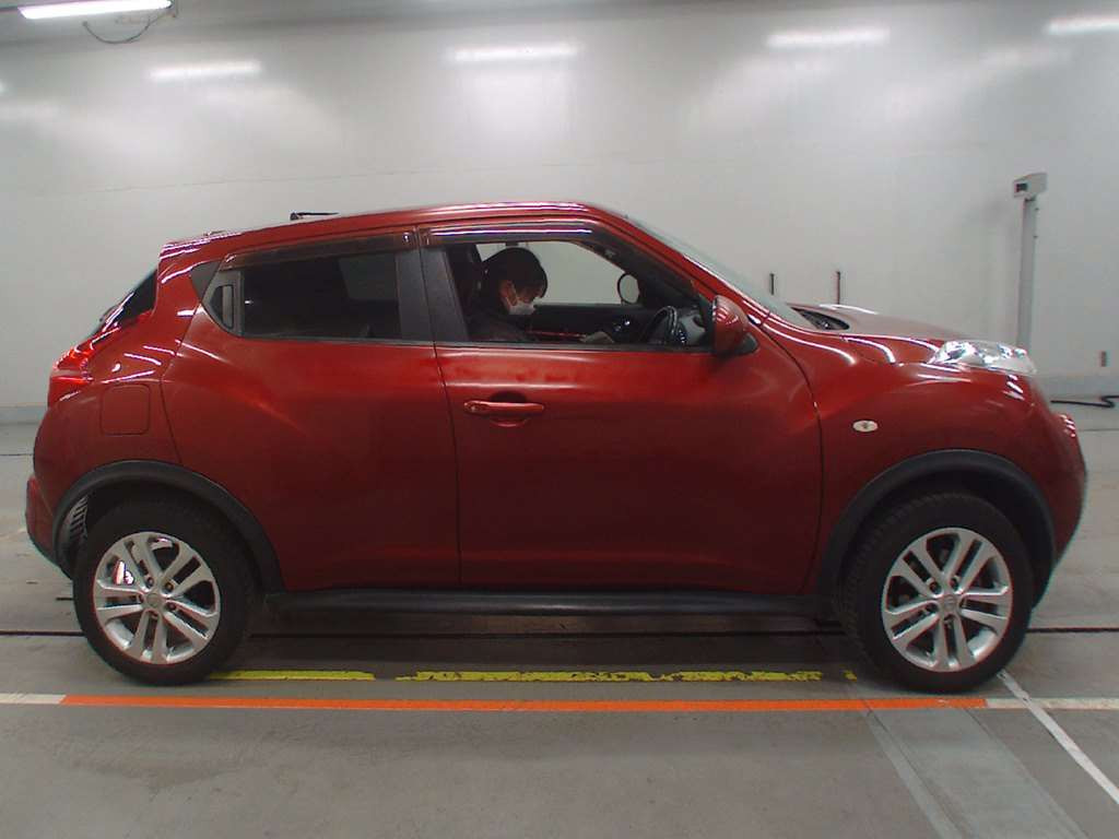 2012 Nissan JUKE YF15[2]