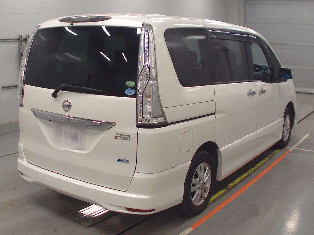 2014 Nissan Serena FNC26[1]