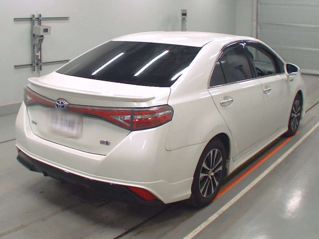 2013 Toyota SAI AZK10[1]