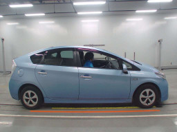 2012 Toyota Prius PHV