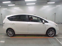 2013 Toyota Prius alpha