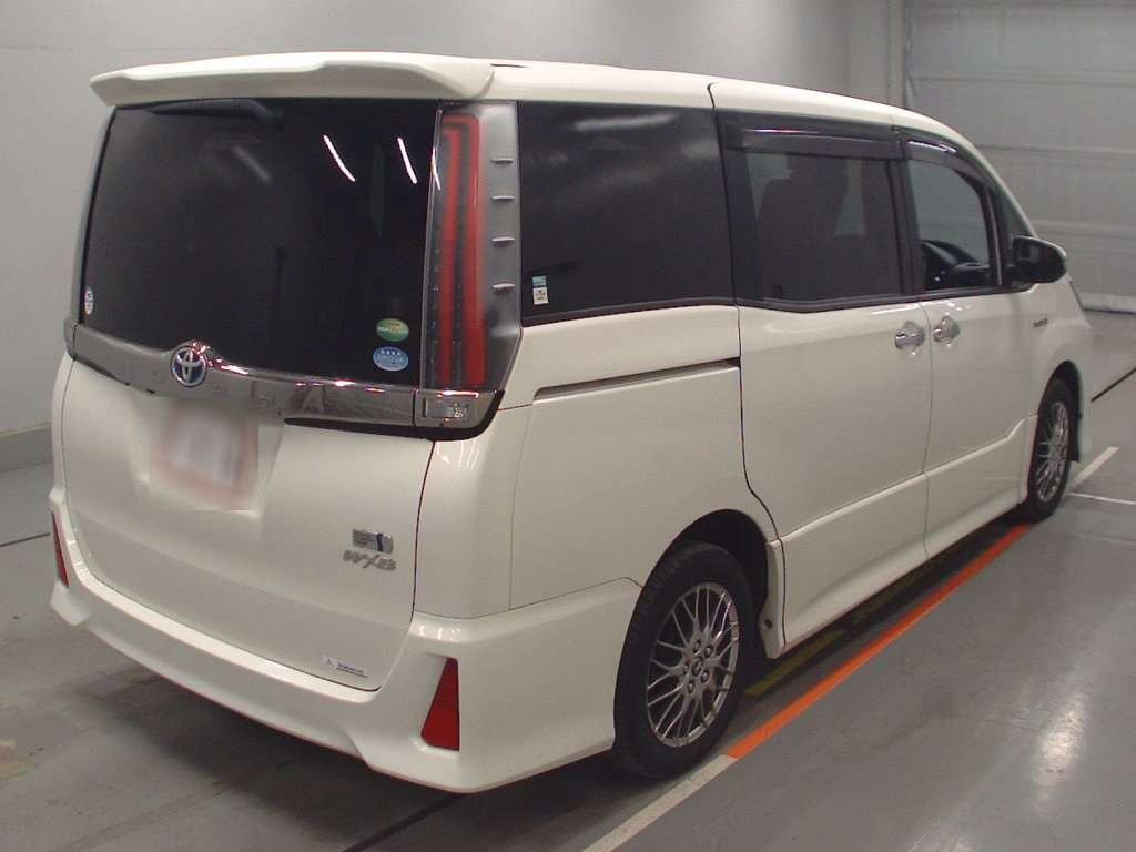 2018 Toyota Noah ZWR80W[1]