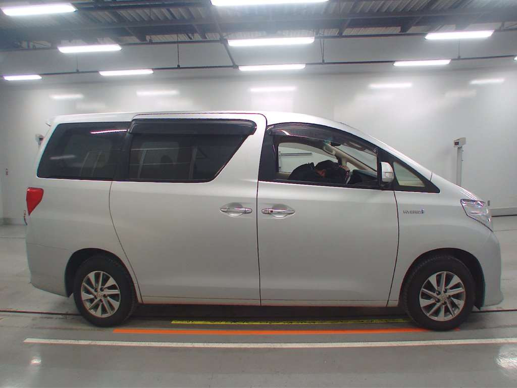 2012 Toyota Alphard Hybrid ATH20W[2]