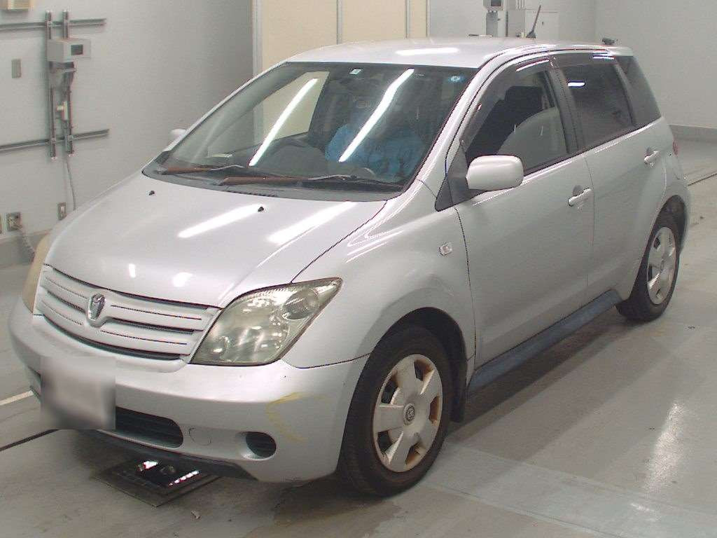 2003 Toyota IST NCP60[0]