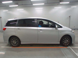 2010 Toyota Wish