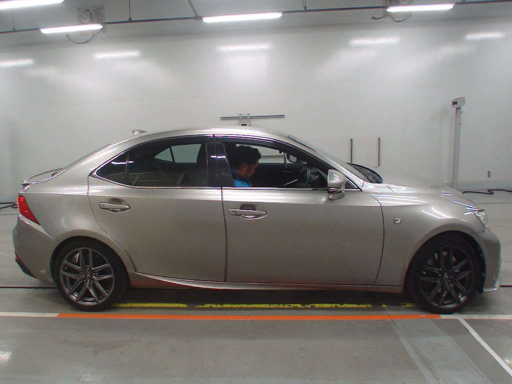 2013 Lexus IS GSE31[2]