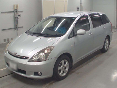 2004 Toyota Wish