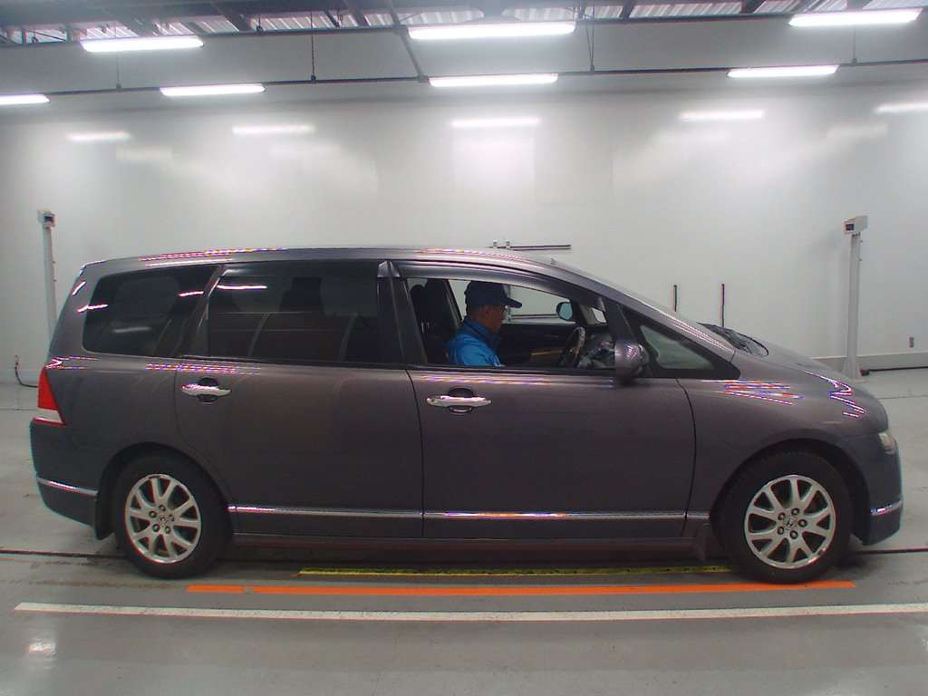 2004 Honda Odyssey RB1[2]