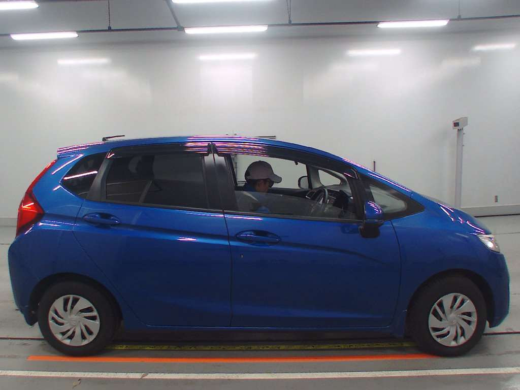 2014 Honda Fit GK3[2]