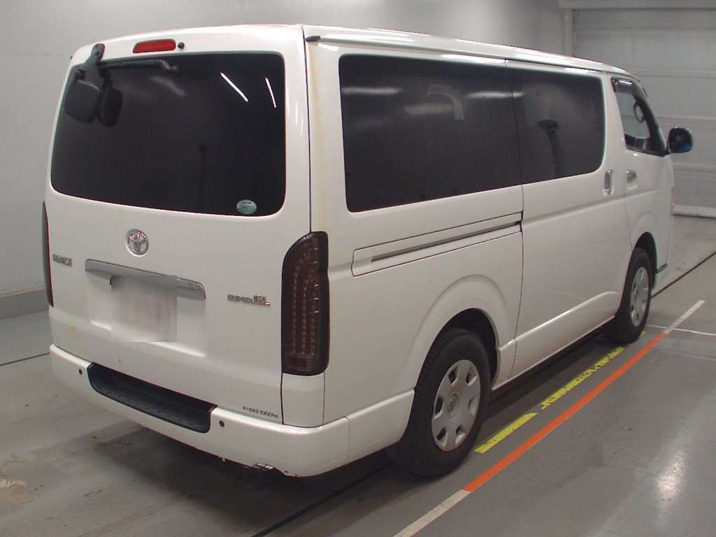 2012 Toyota Hiace Van KDH206V[1]